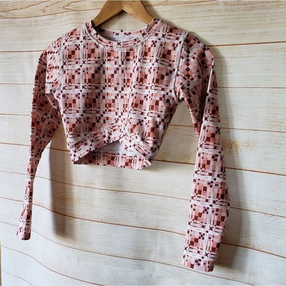 L*Space Hot To Trot Leggings and Aim High Cropped Top Block Party Set Workout - Picture 5 of 16